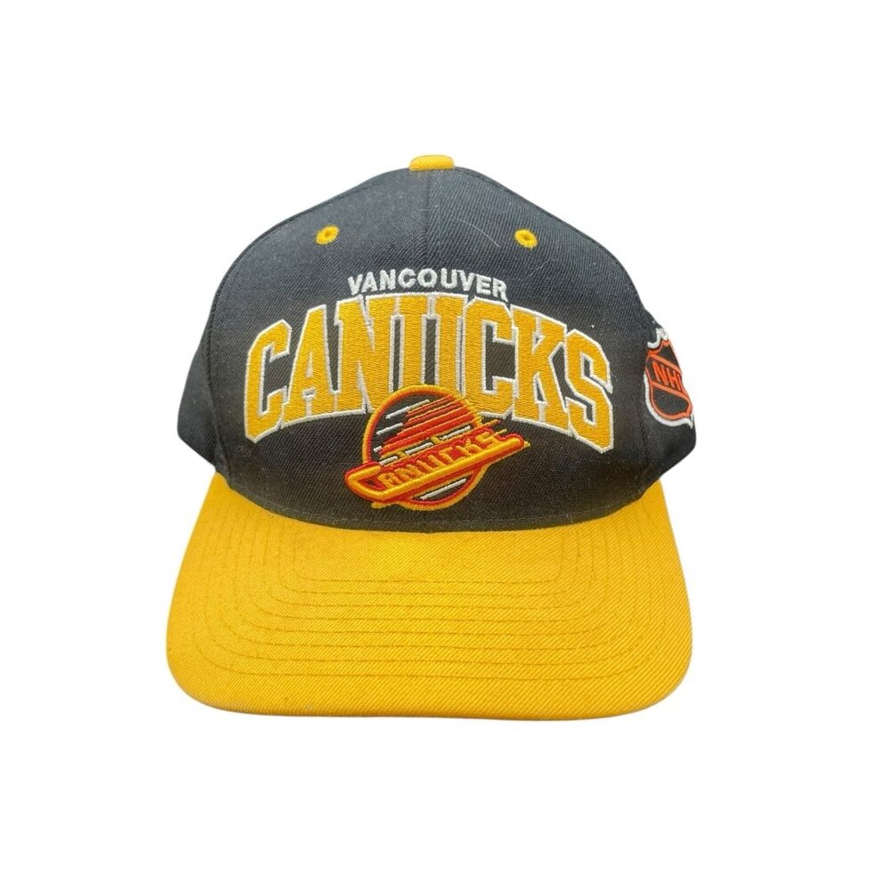 Mitchell & Ness Vancouver Canucks Baseball Hat SnapBack Embroidered Wool